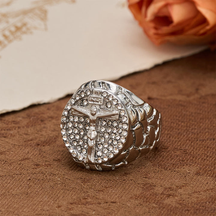 Christianartworkshop Ausdrucksstarker INRI-Kruzifix-Zirkon-Ring: Ein Symbol unerschütterlichen Glaubens an die Erlösung - image 8