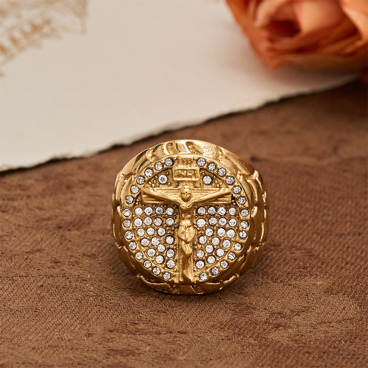 Christianartworkshop Ausdrucksstarker INRI-Kruzifix-Zirkon-Ring: Ein Symbol unerschütterlichen Glaubens an die Erlösung - Golden - US 13 - image 2