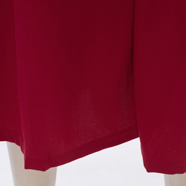 Traditionelle burgunderrote Priesterrobe von Christianartworkshop mit goldenem Kreuz und V-Ausschnitt - image 11