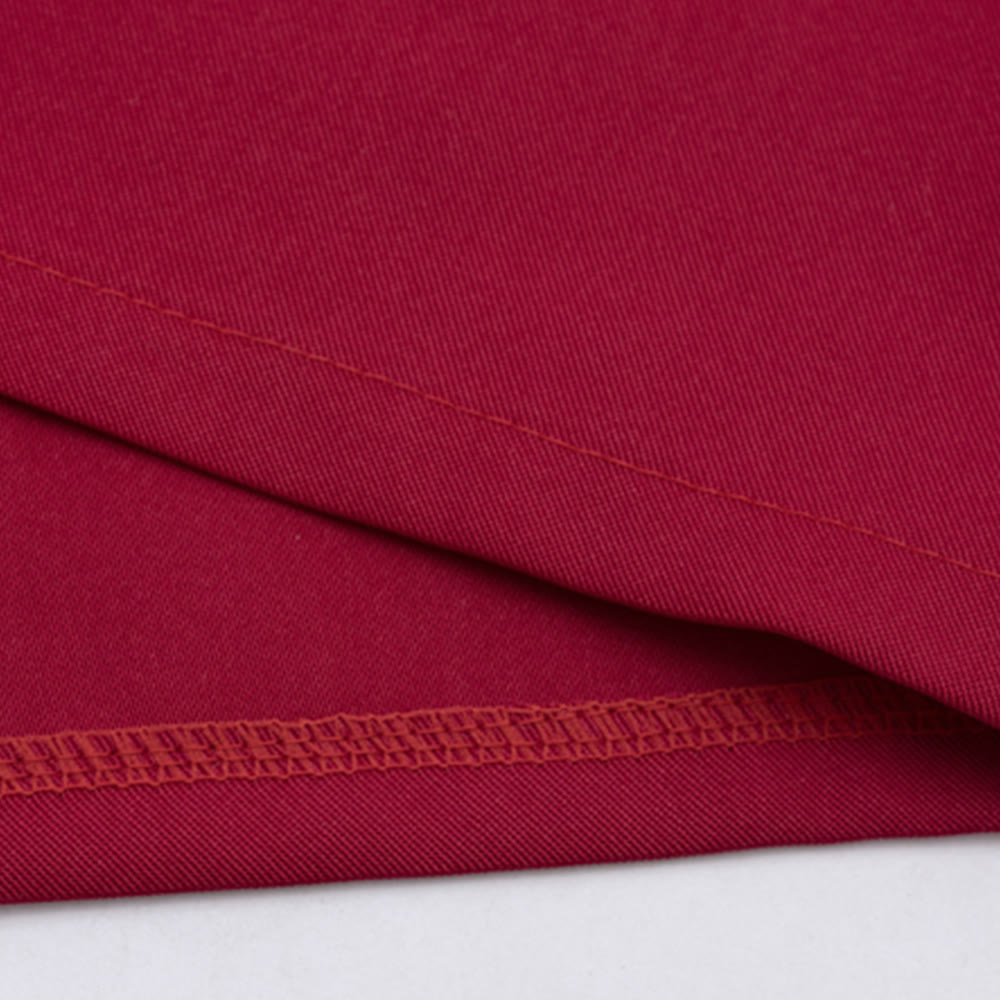 Traditionelle burgunderrote Priesterrobe von Christianartworkshop mit goldenem Kreuz und V-Ausschnitt - image 7