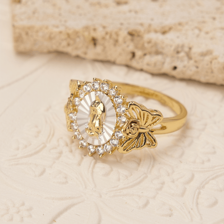 Christianartworkshop Rosenförmiger Zirkon-Ring mit Blumenmuster: Trage das Licht mütterlicher Liebe - image 1