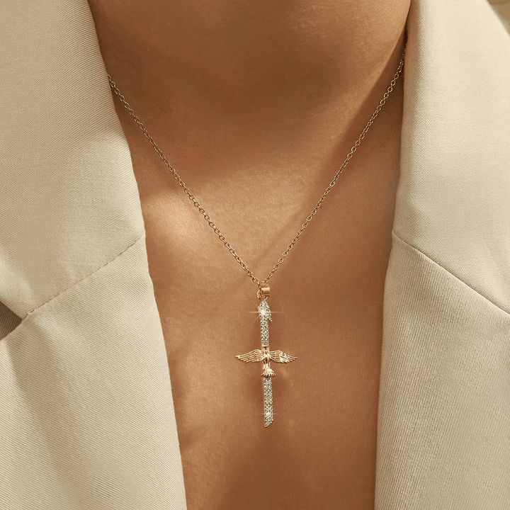 Christianartworkshop Funkelnde Zirkon-Schwertkreuz-Halskette mit Taubenflügeln: Eine Erinnerung an göttlichen Schutz - Heiliger Geist Kreuz - image 0