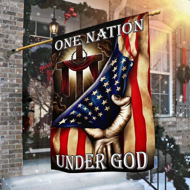 Christianartworkshop Eine Nation unter Gott Kreuz & amerikanische Flagge Gartenflagge: Ein Zeichen des Glaubens und des Patriotismus - image 1