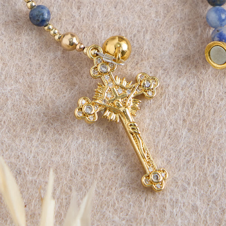 Magnetisches Rosenkranzarmband aus Erdbeerachat von Christianartworkshop : Symbol göttlicher Gnade und Reinheit - image 16