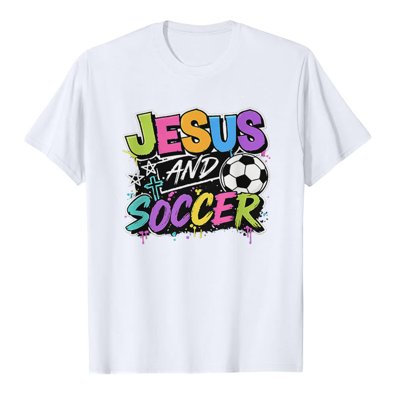 Christianartworkshop Jesus und Fußball Graffiti-Style Premium-T-Shirt - Weiß - 2XL - image 0