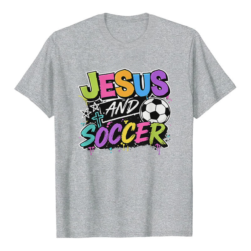 Christianartworkshop Jesus und Fußball Graffiti-Style Premium-T-Shirt - Grau - 2XL - image 7
