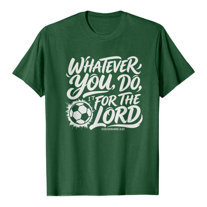 Christianartworkshop Was immer du tust, tu es für den Herrn – Premium-T-Shirt mit Fußballvers - Dunkelgrün - 2XL - image 4