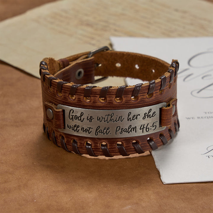 Christianartworkshop Armband mit eingraviertem Psalm 46,5 und geflochtener Naht: Ein Symbol göttlicher Stärke und unerschütterlichen Glaubens - Braun - image 0