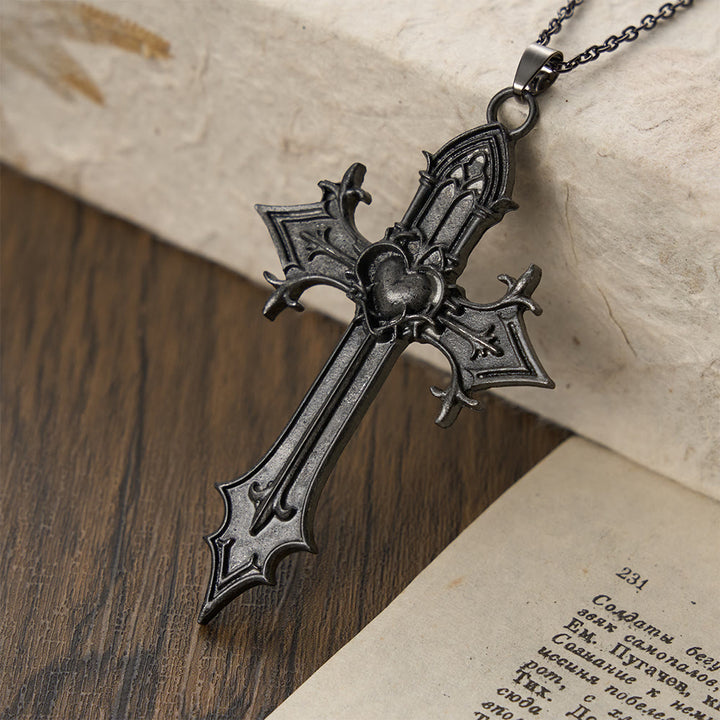 Christianartworkshop: Dornenkrone – gotisches Kreuz als Anhänger: Symbol für Christi Opfer und Erlösung - Herzkreuz - image 4