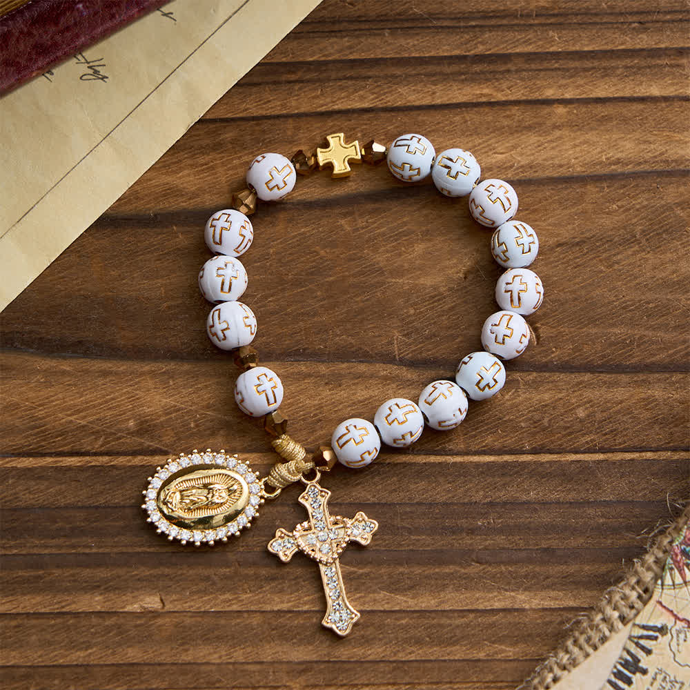 Christianartworkshop Rosenkranz mit weißem Kreuz und Perlen: Funkelnde Marienmedaille für reinen Glauben - image 3