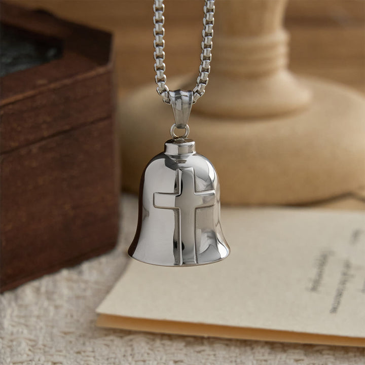 Christianartworkshop Klassische Schutzglocken-Halskette mit betenden Händen oder Kreuz: Ein zeitloses Symbol unerschütterlichen Glaubens - image 3