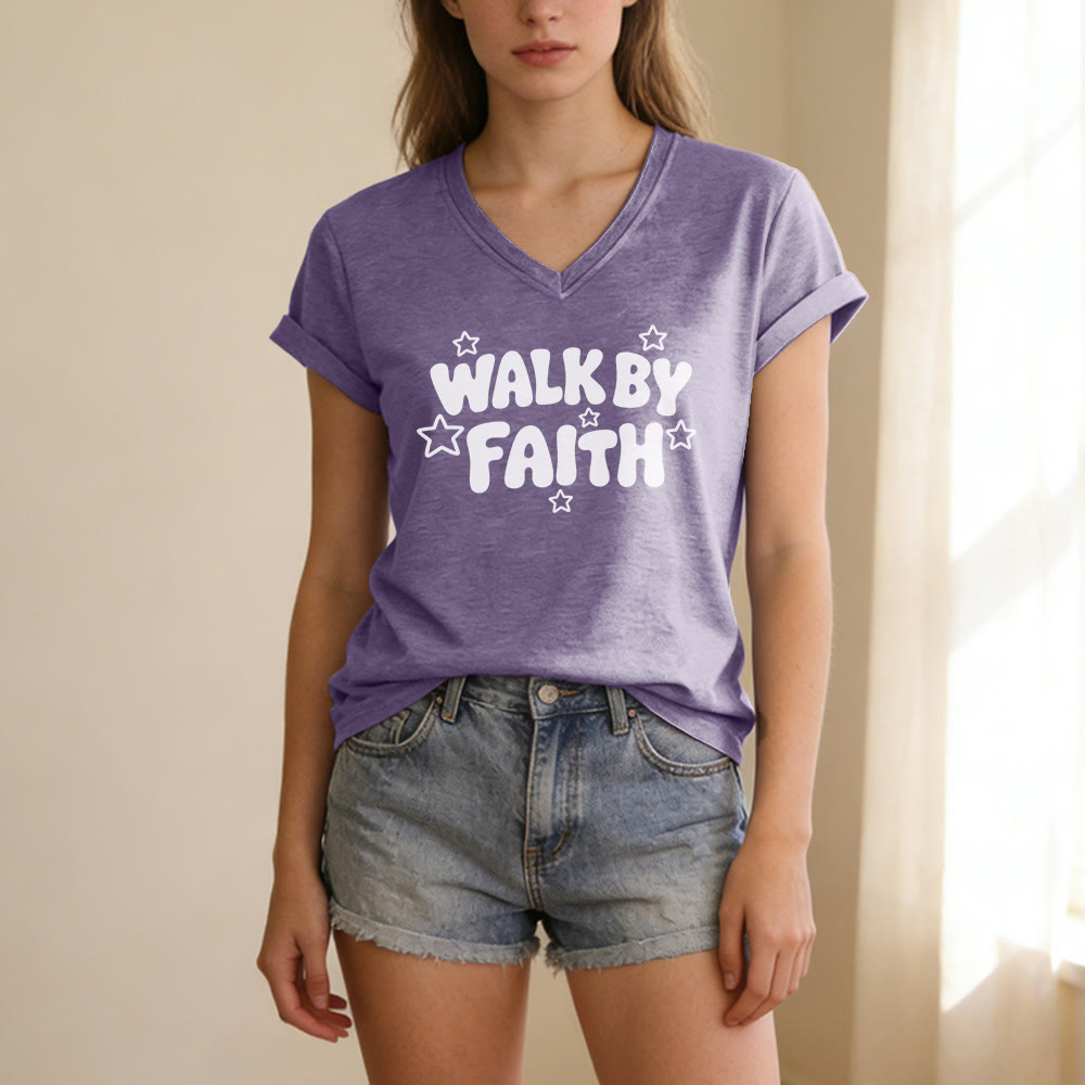 Christianartworkshop Walk By Faith Sternenprint Lässiges V-Ausschnitt-T-Shirt - image 17