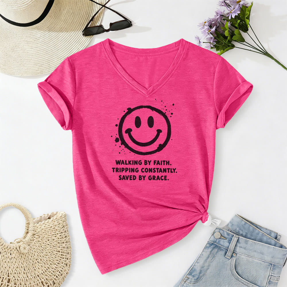 Christianartworkshop Lässiges T-Shirt mit V-Ausschnitt und Smiley-Print „Walking By Faith“ - Rose - 2XL - image 24