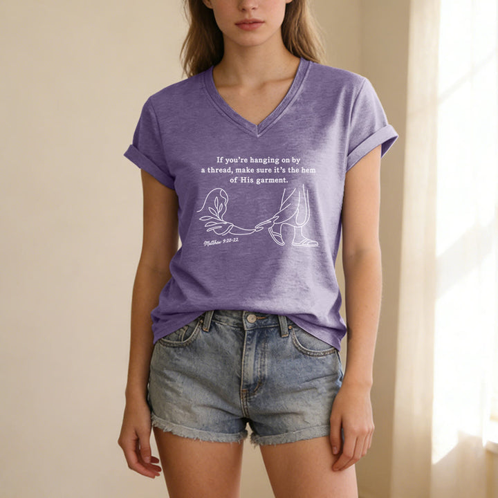 Christianartworkshop Saum seines Gewandes (Matthäus 9,20-22) – Bedrucktes, lässiges T-Shirt mit V-Ausschnitt - image 19