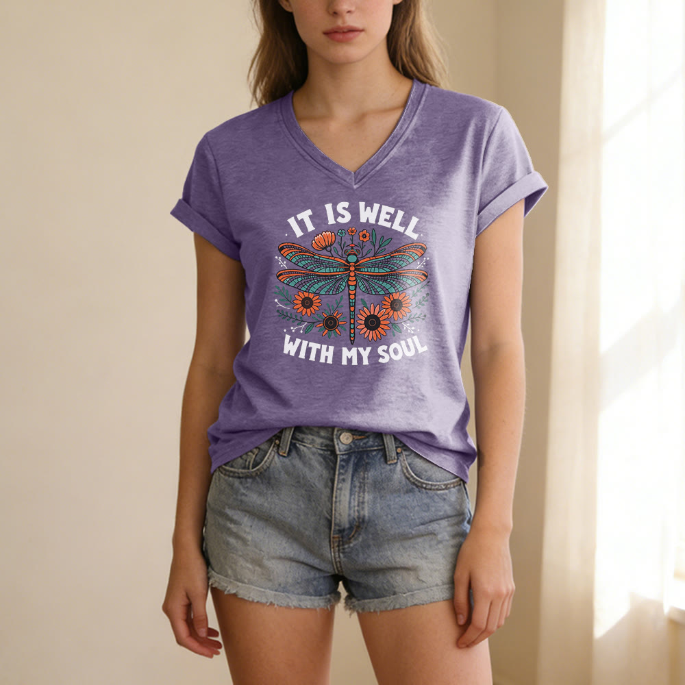 Christianartworkshop Lässiges T-Shirt mit Libellen- und Blumenmuster „It Is Well With My Soul“ und V-Ausschnitt - image 17