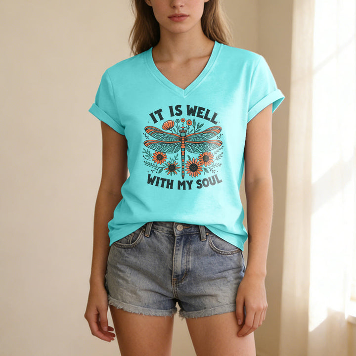 Christianartworkshop Lässiges T-Shirt mit Libellen- und Blumenmuster „It Is Well With My Soul“ und V-Ausschnitt - image 1