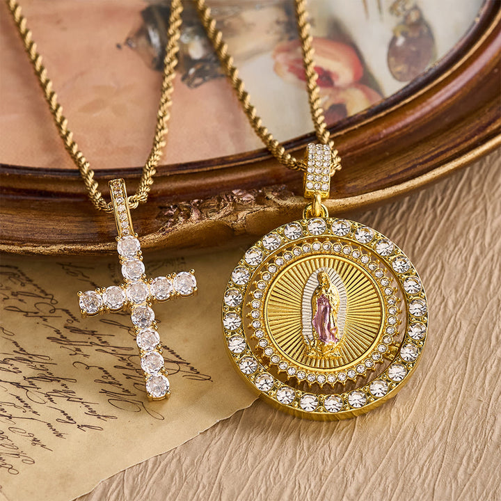 Christianartworkshop: Drehbare Medaillon-Halskette Unserer Lieben Frau von Guadalupe mit doppeltem Zirkon-Halo: Eine Erinnerung an die göttliche Gnade - Unsere Liebe Frau und das Kreuz - image 0