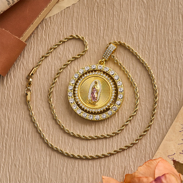 Christianartworkshop: Drehbare Medaillon-Halskette Unserer Lieben Frau von Guadalupe mit doppeltem Zirkon-Halo: Eine Erinnerung an die göttliche Gnade - image 5
