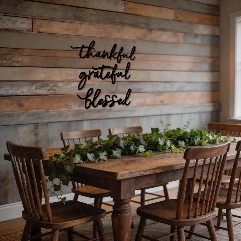 Christianartworkshop Moderner Wanddekor aus Metall mit der Aufschrift „Thankful Grateful Blessed“: Ein kraftvolles Zeichen der Dankbarkeit - image 1