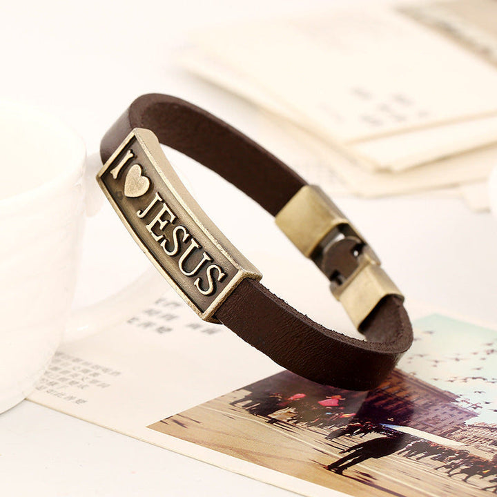 Christianartworkshop Antikisiertes Messing-Lederarmband „Ich liebe Jesus“ mit geprägtem Herzmotiv: Eine Erinnerung an die göttliche Liebe - image 3