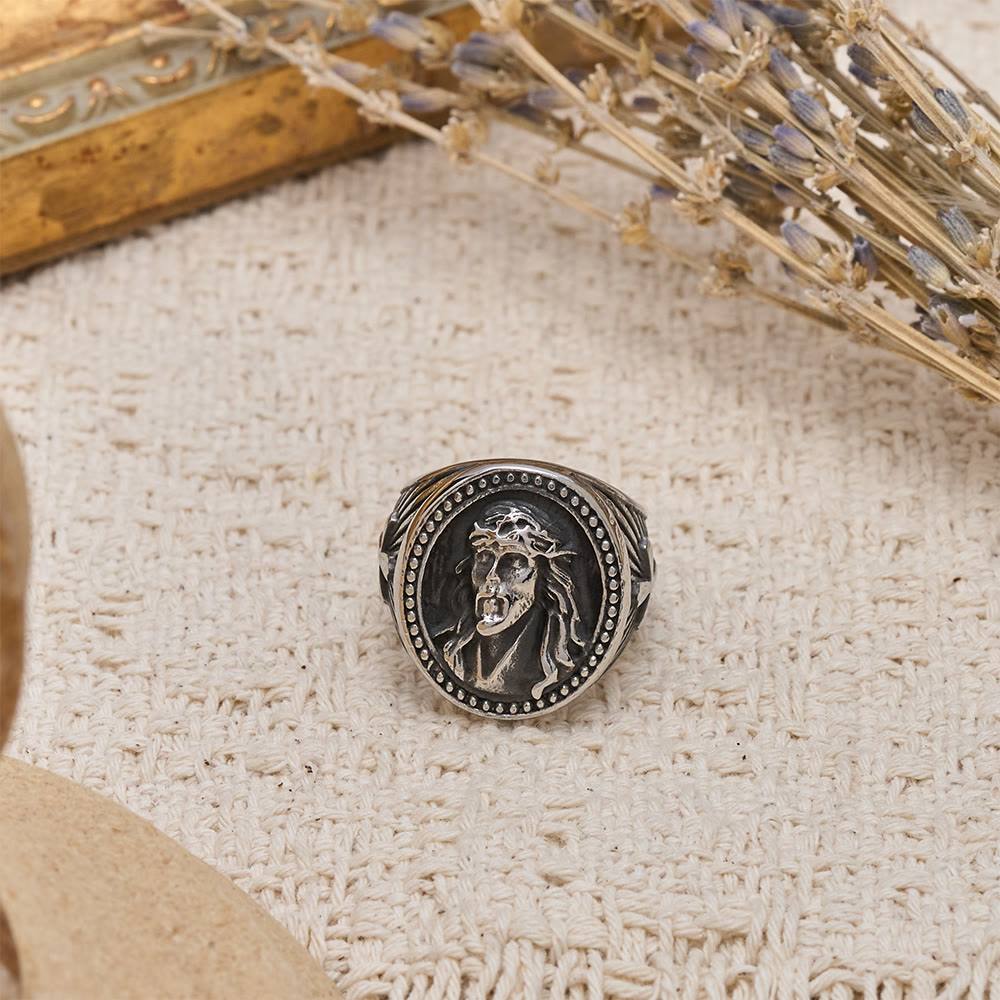 Christianartworkshop Zweifarbiger Jesus-Porträtring mit Perlenrand und Kreuzdetail: Eine Erinnerung an das göttliche Opfer - image 8