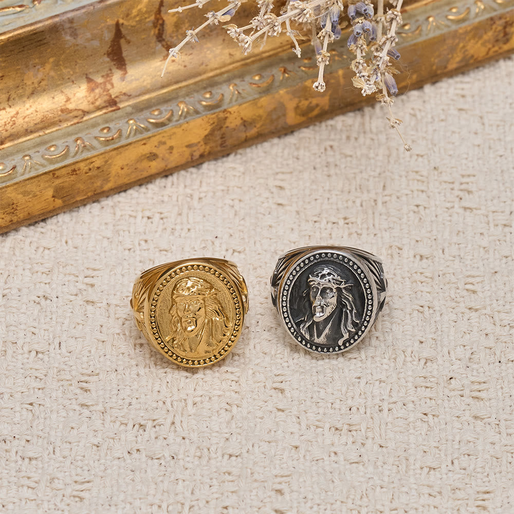 Christianartworkshop Zweifarbiger Jesus-Porträtring mit Perlenrand und Kreuzdetail: Eine Erinnerung an das göttliche Opfer - image 0