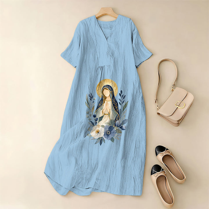Christianartworkshop Gentle Our Lady Aquarell-Blumenakzent-V-Ausschnitt-Midikleid mit kurzen Ärmeln - image 3