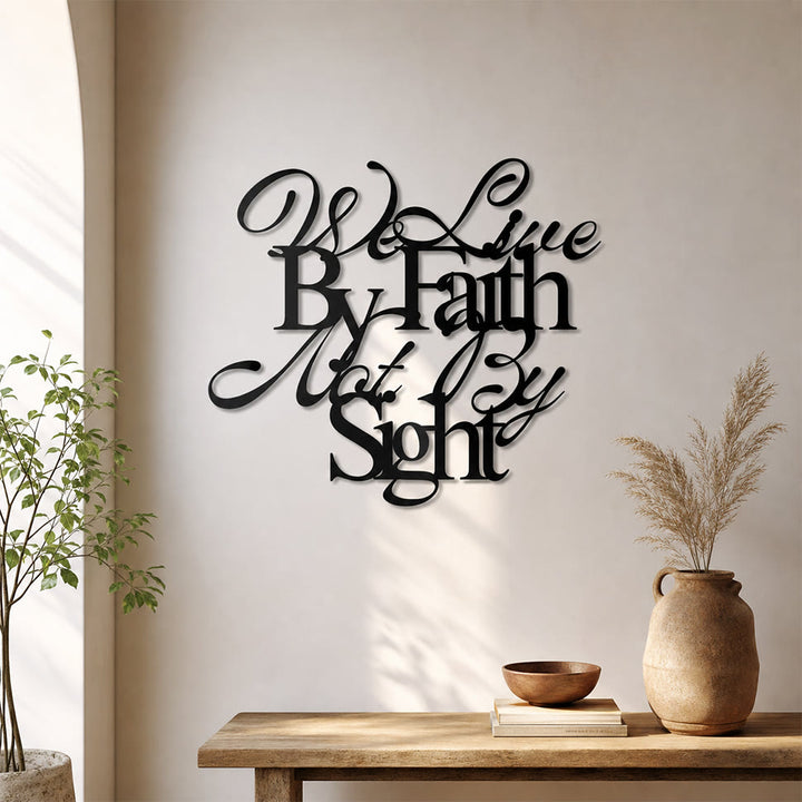 Christianartworkshop Wir leben im Glauben, nicht im Sehen – Wanddeko aus Metall in geschwungener Schrift: Eine kühne Erinnerung daran, dem Unsichtbaren zu vertrauen - image 1