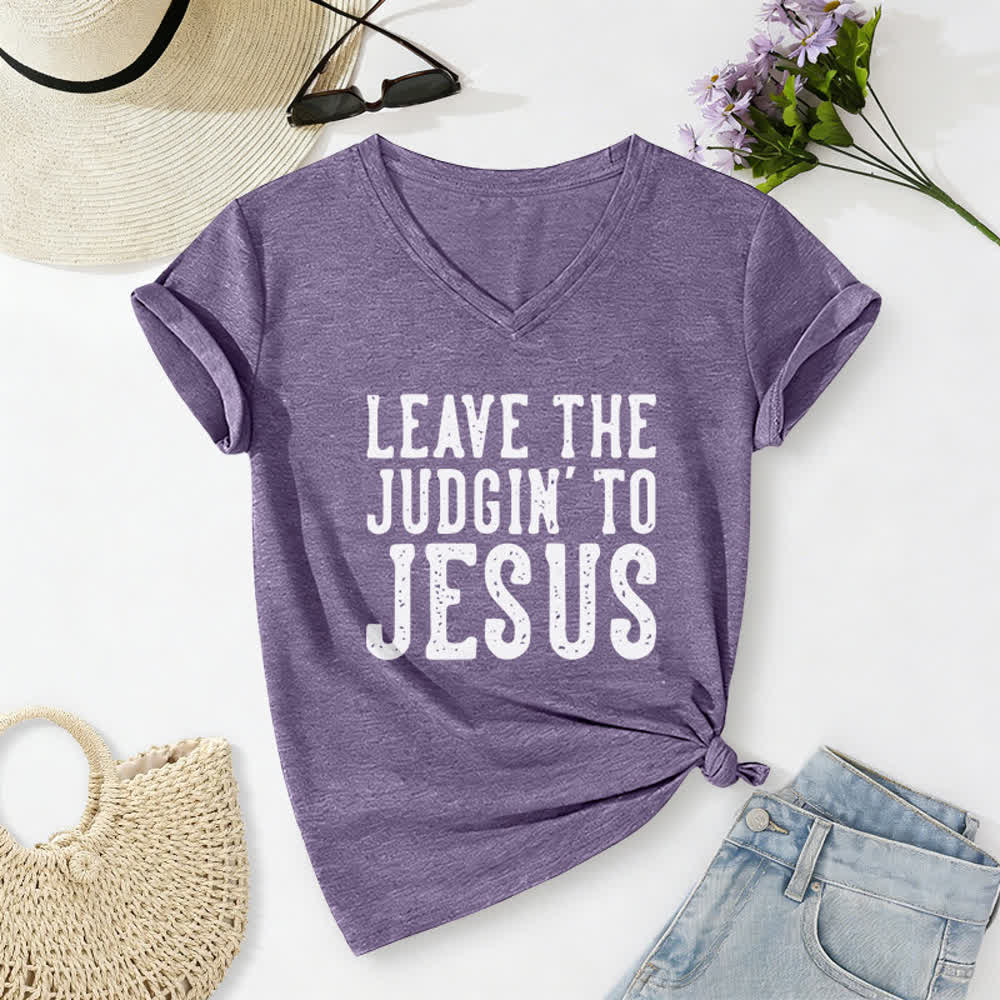 Christianartworkshop Überlass das Urteilen Jesus Print V-Ausschnitt T-Shirt - Lila - 2XL - image 24