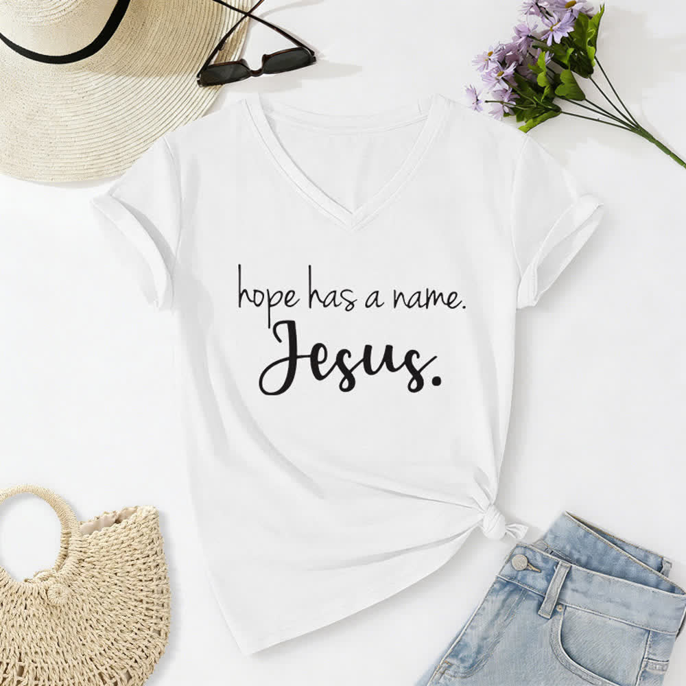 Christianartworkshop Hope Has A Name Jesus Print V-Neck T-Shirt - Weiß - 2XL - image 4