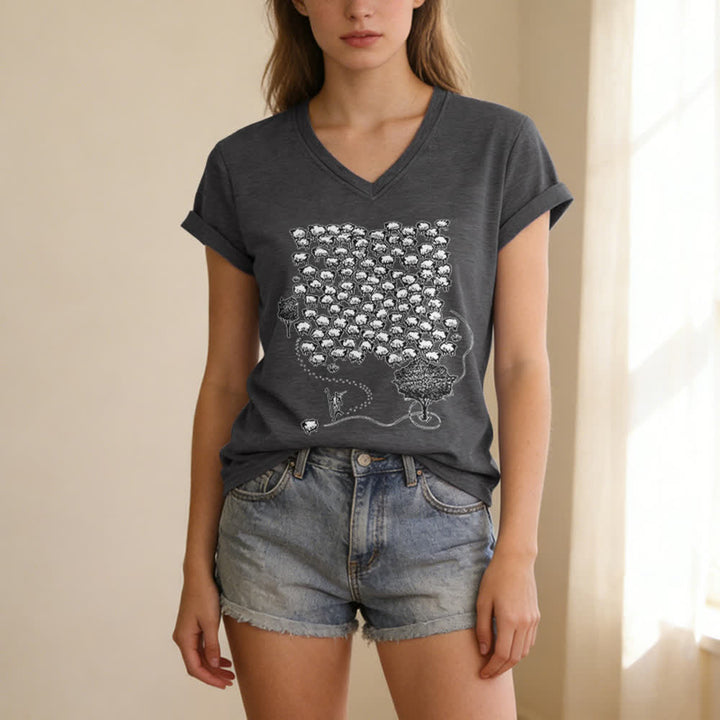 Christianartworkshop T-Shirt mit Schafsherde-Grafikdruck und V-Ausschnitt - image 7