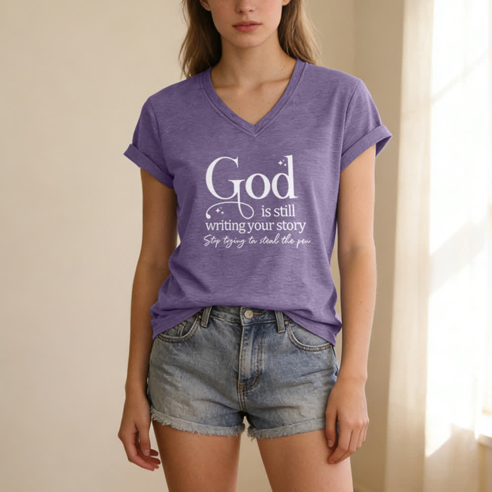 Christianartworkshop T-Shirt für Frauen mit V-Ausschnitt und Aufdruck „Gott schreibt noch immer deine Geschichte“ - image 1