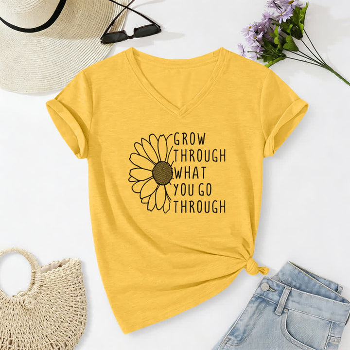 Christianartworkshop Damen-T-Shirt mit V-Ausschnitt und Aufdruck „Wachse durch das, was du durchmachst“ - Gelb - 2XL - image 0
