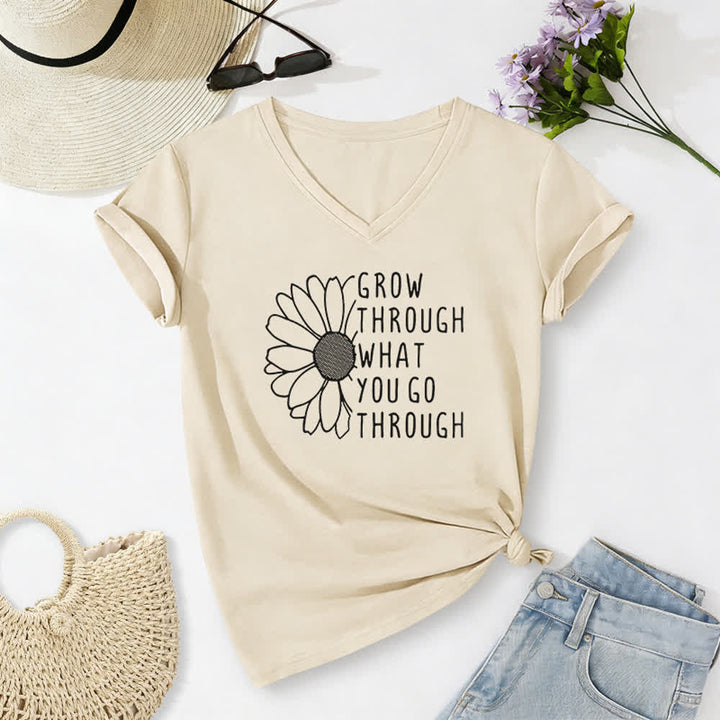 Christianartworkshop Damen-T-Shirt mit V-Ausschnitt und Aufdruck „Wachse durch das, was du durchmachst“ - Beige - 2XL - image 8