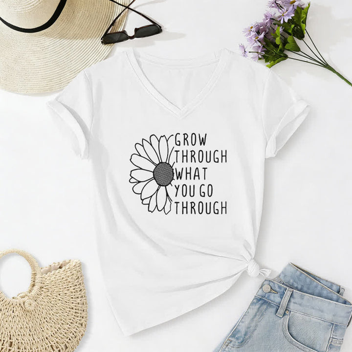 Christianartworkshop Damen-T-Shirt mit V-Ausschnitt und Aufdruck „Wachse durch das, was du durchmachst“ - Weiß - 2XL - image 4
