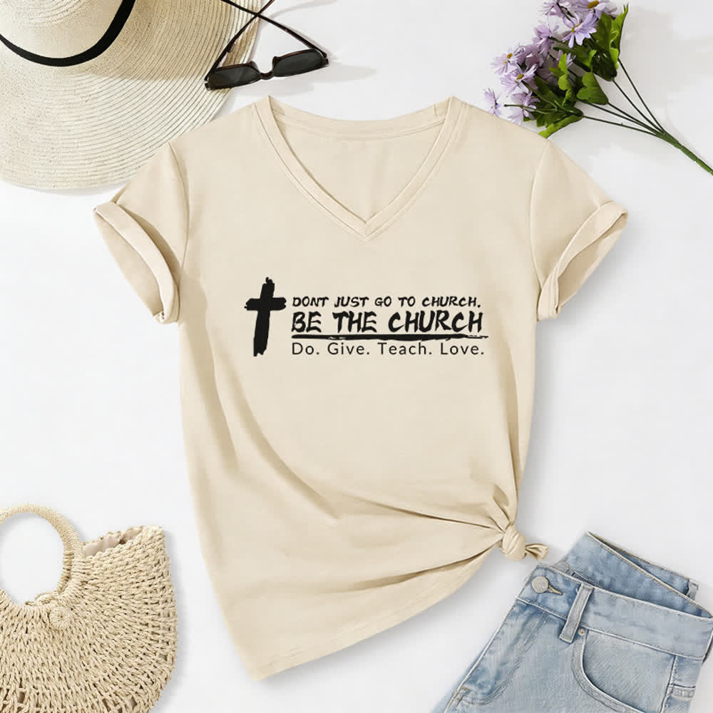 Christianartworkshop Damen-T-Shirt „Geh nicht nur in die Kirche, sei die Kirche“ mit V-Ausschnitt - Beige - 2XL - image 8