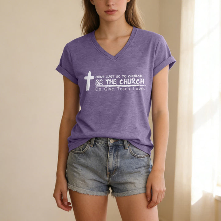 Christianartworkshop Damen-T-Shirt „Geh nicht nur in die Kirche, sei die Kirche“ mit V-Ausschnitt - image 25
