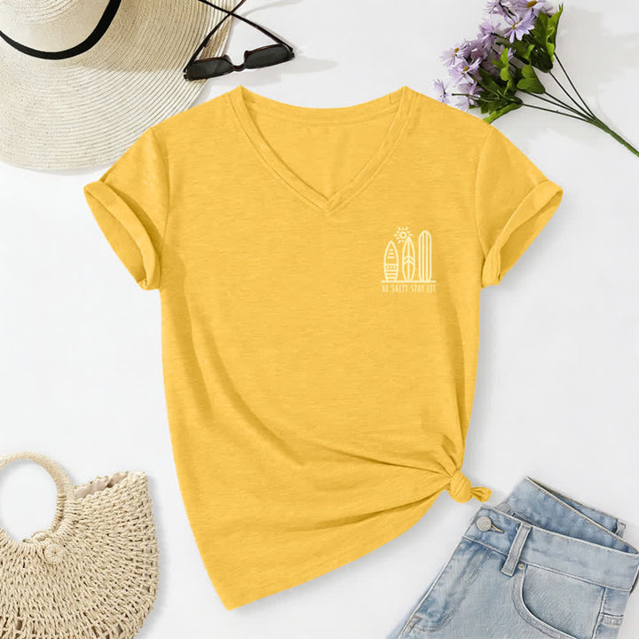 Christianartworkshop Damen Be Salty Stay Lit Bedrucktes Freizeit-T-Shirt mit V-Ausschnitt - image 27
