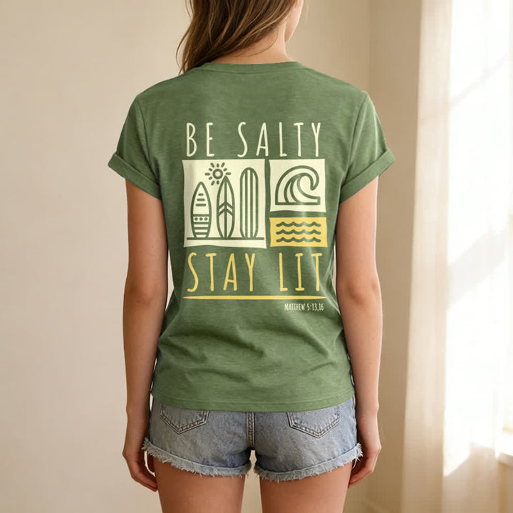 Christianartworkshop Damen Be Salty Stay Lit Bedrucktes Freizeit-T-Shirt mit V-Ausschnitt - image 33