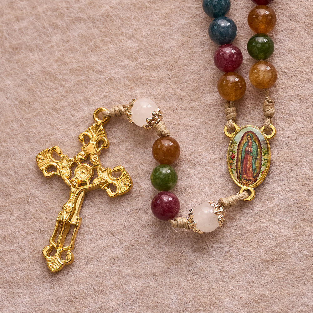 Bunte Rosenkranzkette aus Turmalinperlen mit quadratischem Symbol der Göttlichen Barmherzigkeit und goldenem Kruzifix von Christianartworkshop - image 10