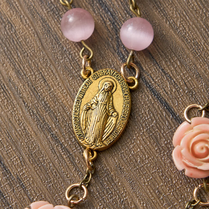 Christianartworkshop Leuchtend rosa Katzenaugen-Rosenkranz mit Rosen für die Marienverehrung - image 6