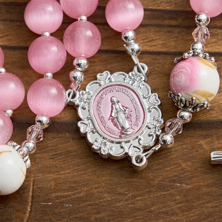 Christianartworkshop Eleganter rosa Rosenkranz mit Katzenaugenmotiv und floralen Marienverehrungsmotiven - image 8