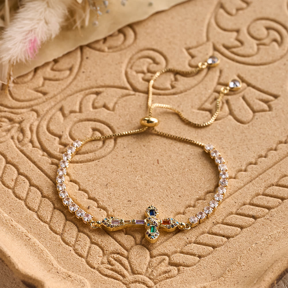Christianartworkshop Verstellbares Tennisarmband mit farbenfrohem Zirkon-Kreuzanhänger: Ein Symbol lebendigen Glaubens - Golden - image 4