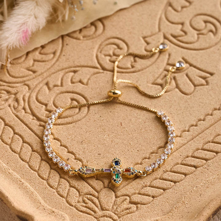 Christianartworkshop Verstellbares Tennisarmband mit farbenfrohem Zirkon-Kreuzanhänger: Ein Symbol lebendigen Glaubens - Golden - image 4