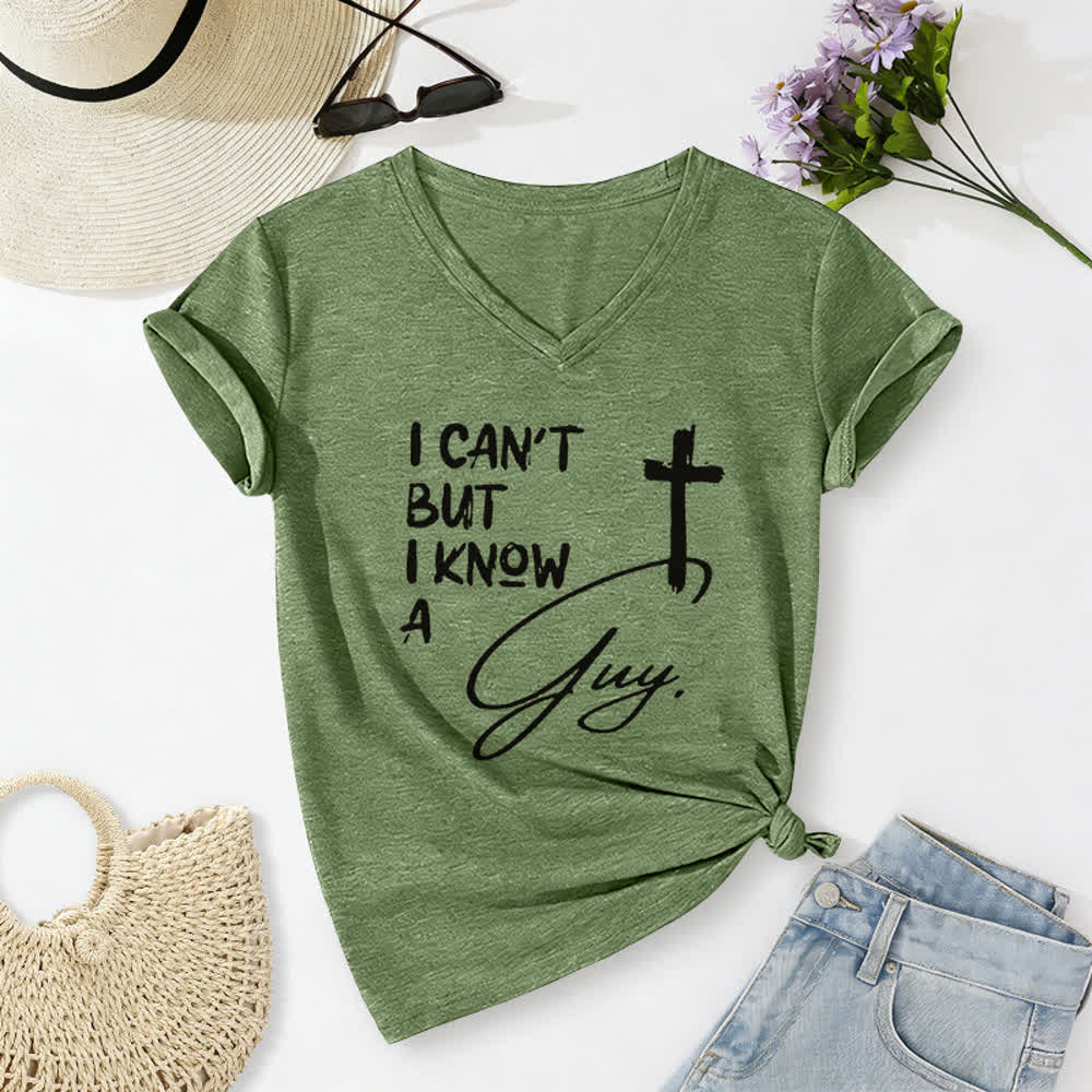 Christianartworkshop „ Ich kann nicht, aber ich kenne einen Kerl“-T-Shirt mit V-Ausschnitt - Olivgrün - 2XL - image 10