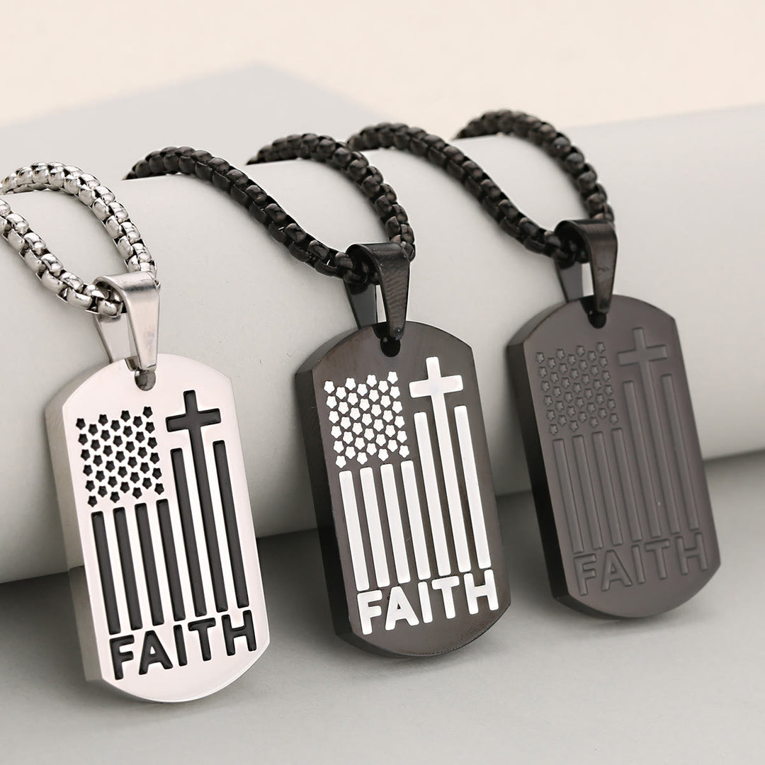 Christianartworkshop Patriotischer Glaubenskreuz-Anhänger mit Boxkette: Eine Erinnerung an göttliche und nationale Gnade - image 2