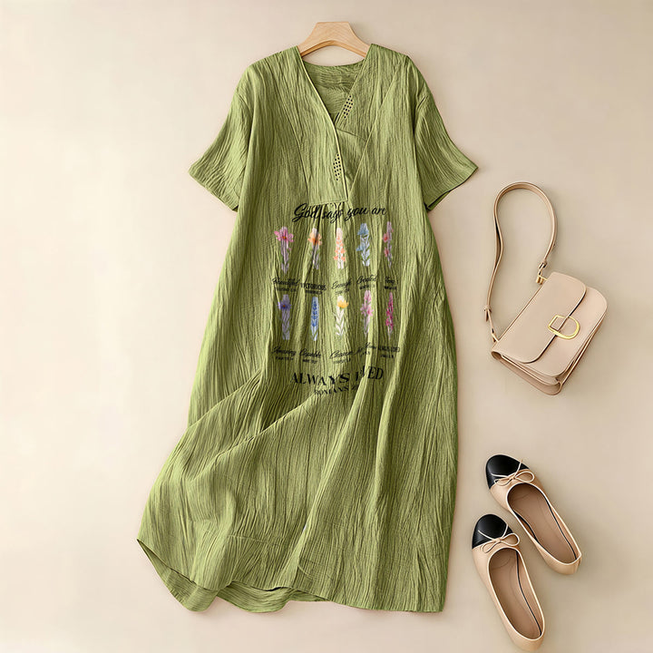 Christianartworkshop Gott sagt, du wirst immer geliebt – Geblümtes Midikleid mit V-Ausschnitt und kurzen Ärmeln - image 11