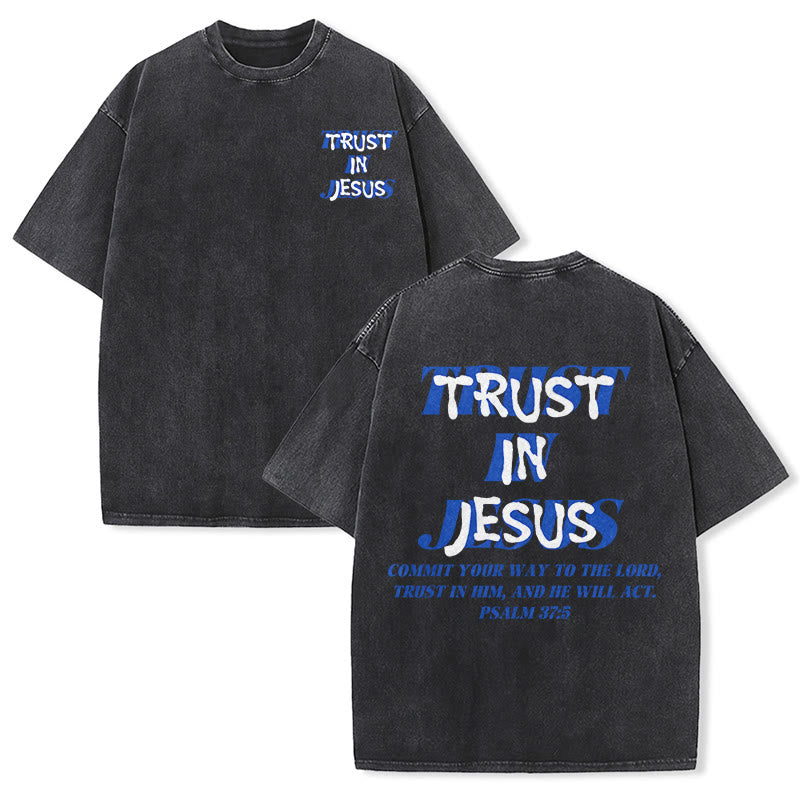 Christianartworkshop Vertraue auf Jesus, Psalm 37,5 – Vorder- und Rückseite bedrucktes, gewaschenes Unisex-T-Shirt - Schwarz - 5XL - image 3