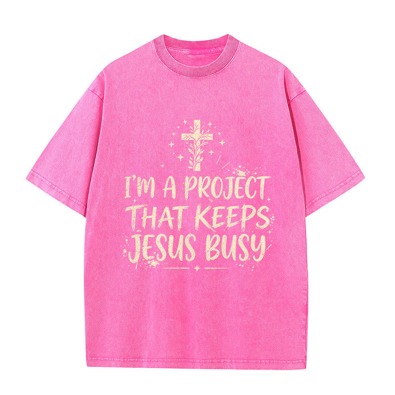 Christianartworkshop Ich bin ein Projekt, das Jesus beschäftigt – Lustiges Glaubenszitat – Gewaschenes Unisex-T-Shirt - Rosa - 5XL - image 5