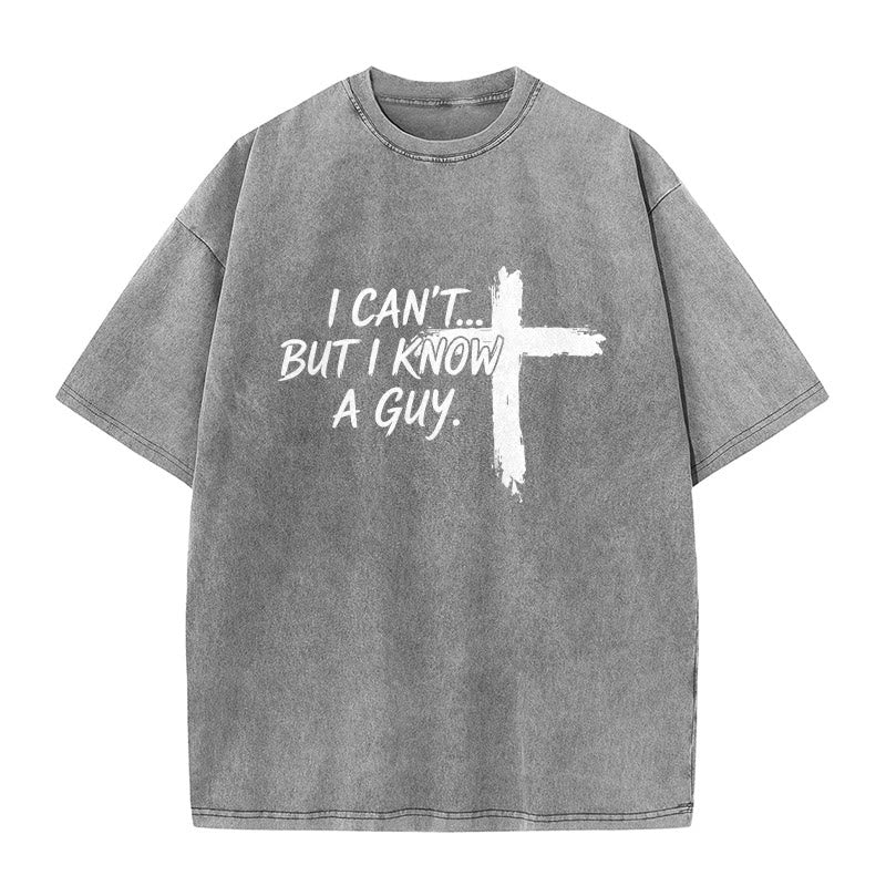 Christianartworkshop Ich kann nicht, aber ich kenne da jemanden – lustiges Glaubenszitat mit Pinselstrichkreuz auf gewaschenem T-Shirt - Grau - 5XL - image 8